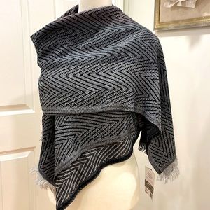 NWT Feelgoodz Hayden Scarf